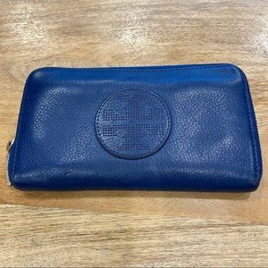 Tory Burch royal blue logo wallet